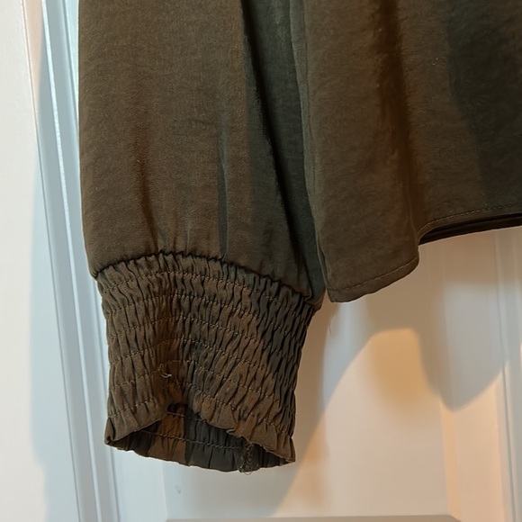 Express olive green silky ruffle blouse large - Picture 3 of 6